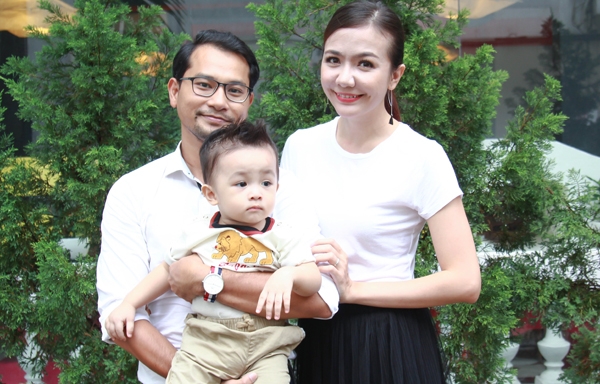 huynh-dong-chia-se-ve-cuoc-song-voi-a-hau-ai-chau