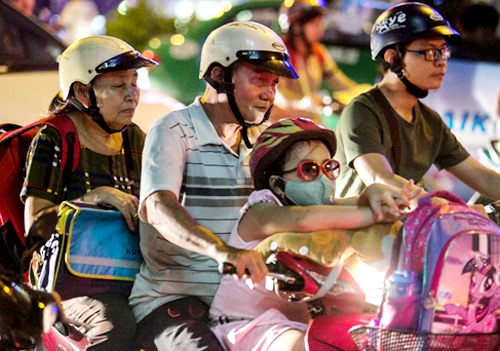 sai-gon-ket-xe-ngay-cang-nghiem-trong-1