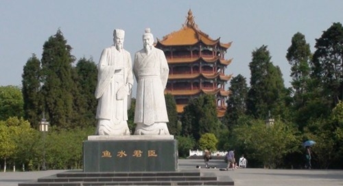 su that ve quan he “ca nuoc” giua luu bi, gia cat luong hinh anh 5