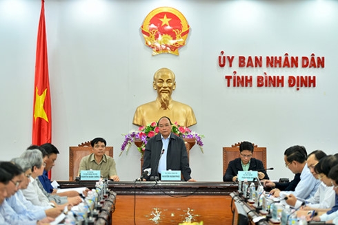 thu tuong dung de nguoi dan man troi chieu dat luc kho khan nay hinh 2
