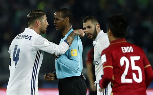 vi-sao-ramos-thoat-the-do-o-chung-ket-fifa-club-world-cup