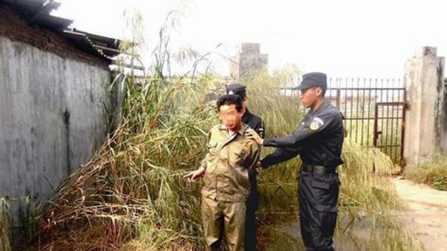 Bị vợ chê “bất lực”, bực mình ra đường cưỡng bức phụ nữ - 1