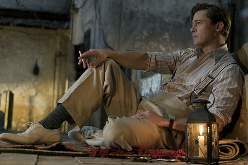 marion-cotillard-toa-sang-khi-lam-vo-brad-pitt-trong-allied-2