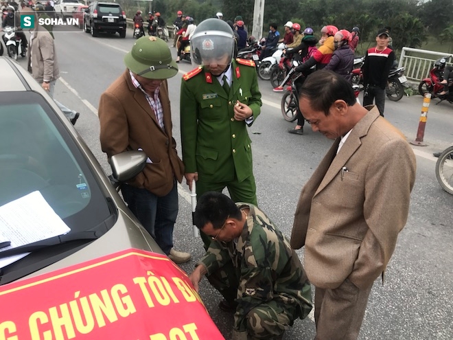 Nhiều lái xe mang cả xấp tiền lẻ mệnh giá 200, 500 đồng mua vé, Phó TGĐ Cienco 4 nói gì? - Ảnh 5.