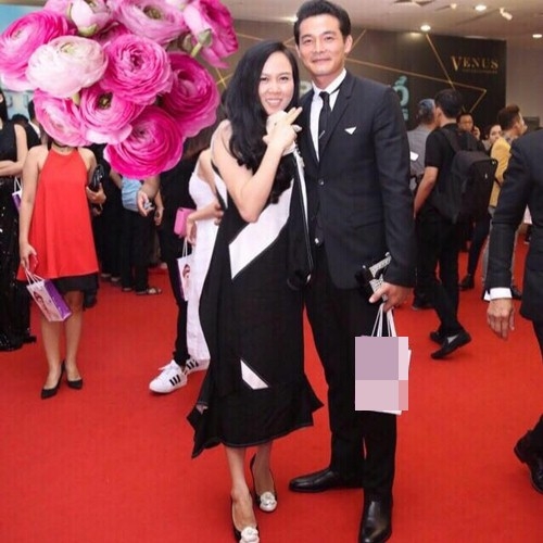 sau nhieu song gio, quach ngoc ngoan van o ben phuong chanel - 2