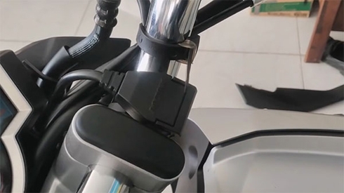 yamaha-vixion-2017-ban-dac-biet-gia-1900-usd-page-2-4