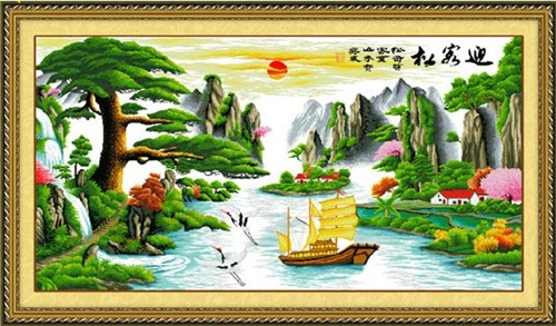 4 loai tranh theu chu thap don tet can luu y khi treo keo ruoc hoa vao than - 2