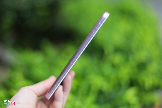 Anh Samsung Galaxy J7 Prime mau hong vua len ke tai VN hinh anh 4