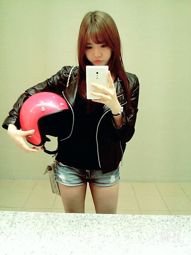 em gai ruot hari won dang sieu hot mang xa hoi vi xinh dep khong kem chi - 12