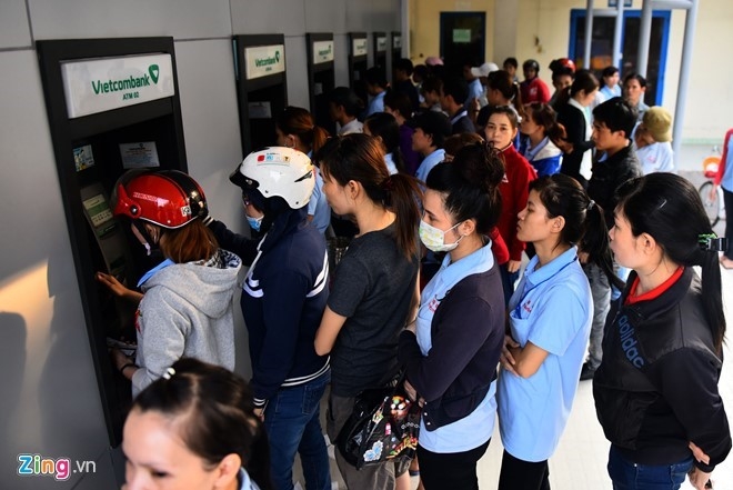 Ngan hang hua khong de ATM het tien dip cuoi nam hinh anh 1