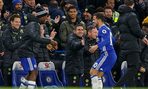 cdv-chelsea-gian-conte-vi-khong-su-dung-chan-sut-gia-50-trieu-dola