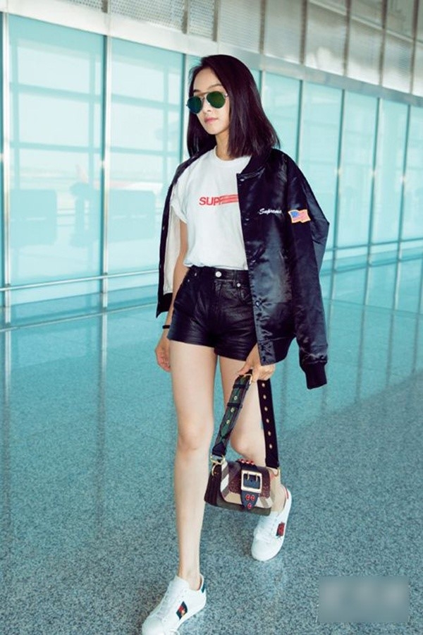 Dien giay the thao chat nhu sao Hoa ngu hinh anh 3