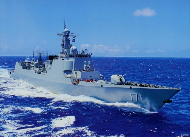 doi chien ham bao ve tau san bay trung quoc co gi dang gom? hinh anh 2