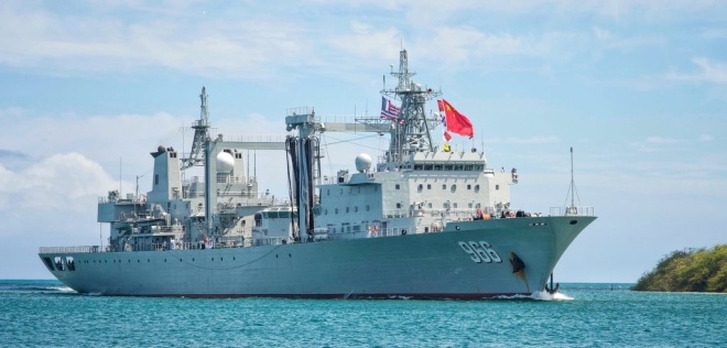 doi chien ham bao ve tau san bay trung quoc co gi dang gom? hinh anh 8