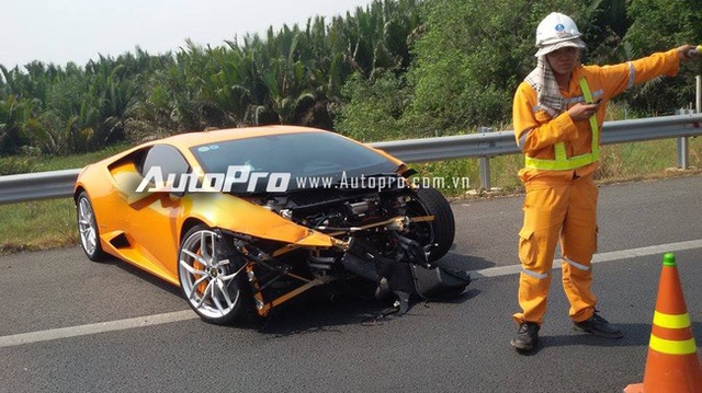 Siêu xe và xe siêu sang đen đủi nhất trong năm 2016 - Ảnh 4.