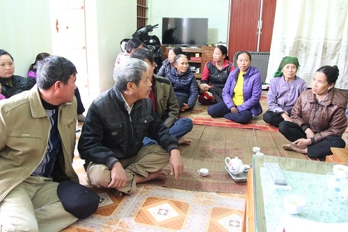 vu be so sinh 4,9kg tu vong: 'cu nghi den luc be chau toi lai dut tung khuc ruot' - 1