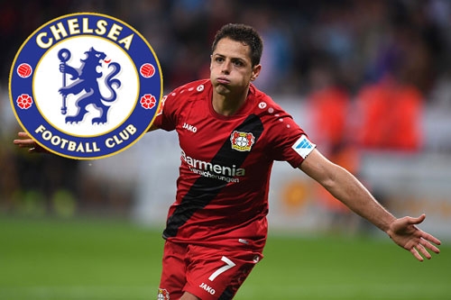 chi 34 trieu bang, chelsea dua chicharito tro lai premier league hinh anh 1