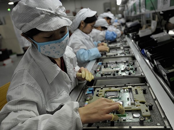 Các đối tác sản xuất iPhone của Apple tại Trung Quốc không muốn phải chuyển nhà máy sang Mỹ vì lo ngại chi phí hoạt động đắt đỏ