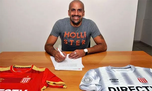 juan-veron-tro-lai-choi-bong-o-tuoi-41