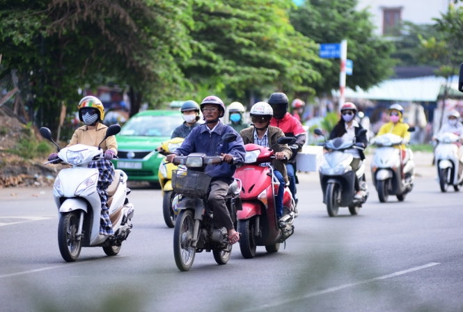Sài Gòn xuống 22-23 độ và sẽ còn lạnh nhiều ngày nữa 