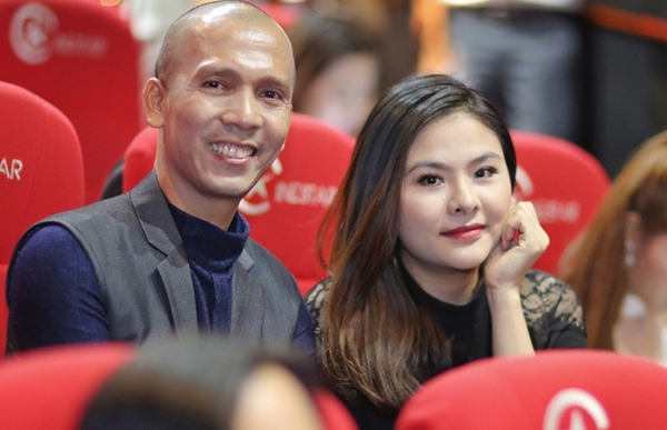 van-trang-tai-xuat-sau-gan-3-thang-sinh-con-gai-2