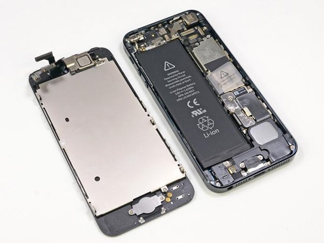 Nguoi dung iPhone 6 van kho so vi loi pin hinh anh 1