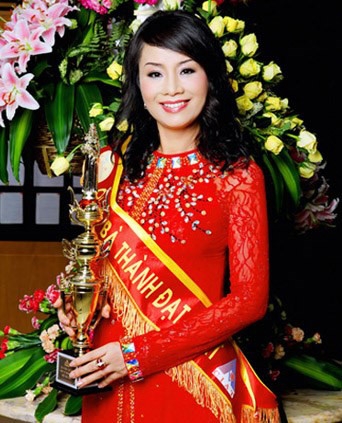 nhung hoa hau, chan dai viet vuong lao ly vi lua dao, ban dam... hinh anh 1