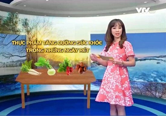 BTV Hoài Anh xinh đẹp nổi bật giữa dàn MC của VTV
