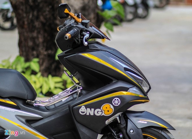 Yamaha NVX do thang dia va phuoc sau dau tien o Sai Gon hinh anh 7