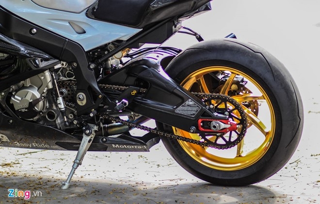 Sieu moto BMW S1000RR do dan ao carbon o Sai Gon hinh anh 7