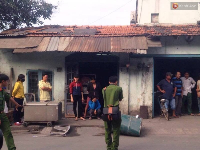 Thi thể người đàn ông không nguyên vẹn sau vụ nổ lớn ở Sài Gòn - Ảnh 2.