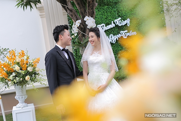 le-thanh-hon-tien-ty-trong-lau-dai-nguy-nga-bac-nhat-nam-dinh-1