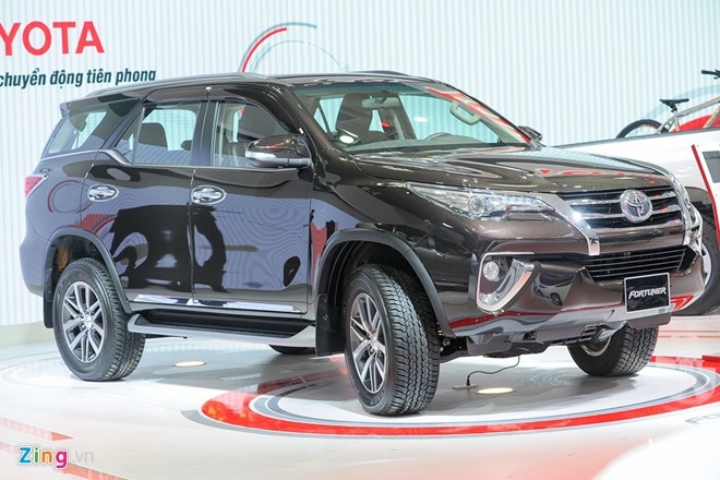 Toyota Fortuner 2017 gia cao nhat 1,3 ty tai Viet Nam hinh anh 1