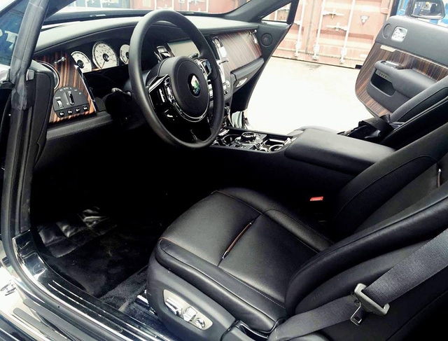 Xe siêu sang Rolls-Royce Wraith đầu tiên về Việt Nam trong năm 2017 - Ảnh 2.