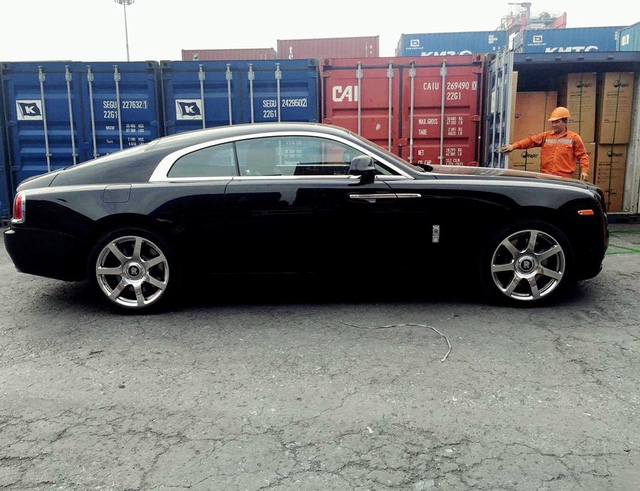 Xe siêu sang Rolls-Royce Wraith đầu tiên về Việt Nam trong năm 2017 - Ảnh 4.