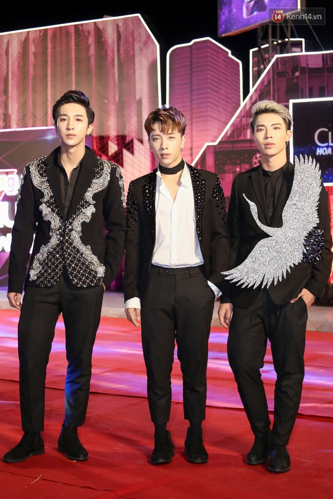 GOT7 siêu điển trai, xuất hiện ấn tượng cùng dàn sao Việt trên thảm đỏ - Ảnh 30.