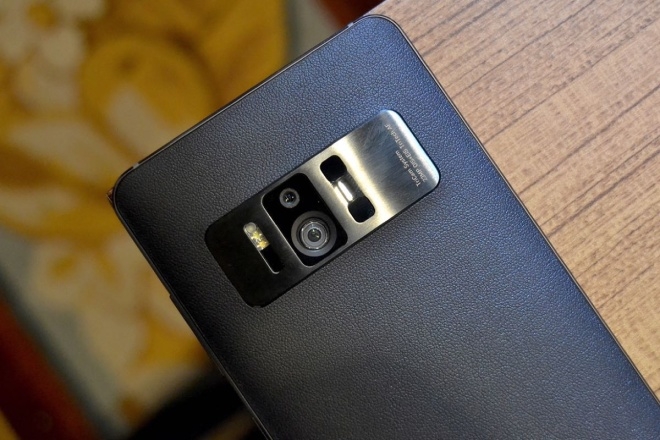 4 smartphone đáng chú ý vừa xuất hiện ở CES 2017