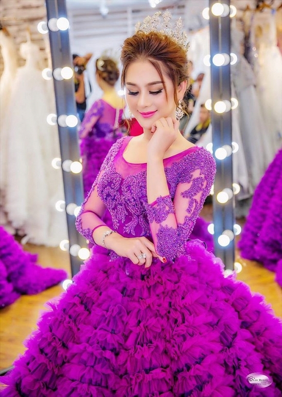 nguoi dep chuyen gioi lam chi khanh tung anh chuan bi cuoi chong? hinh anh 1
