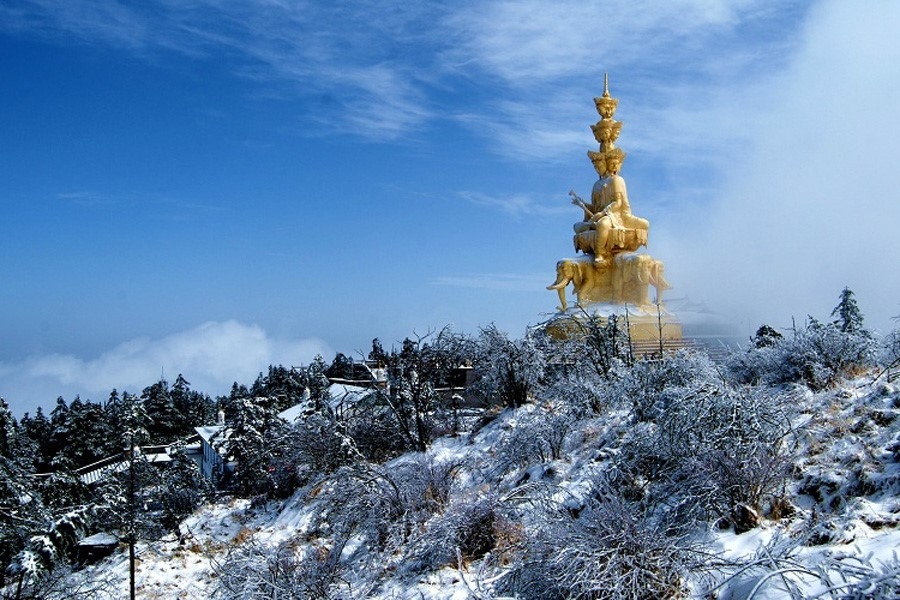 Tuyet phu trang nui Nga Mi hinh anh 5