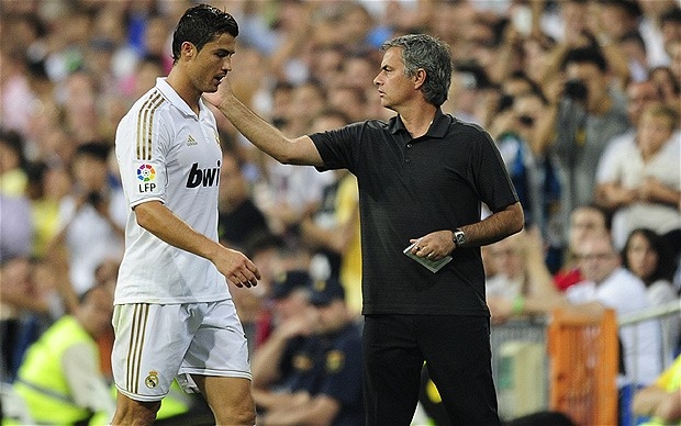 Mourinho không điền tên Ronaldo và danh sách trò cưng của mình