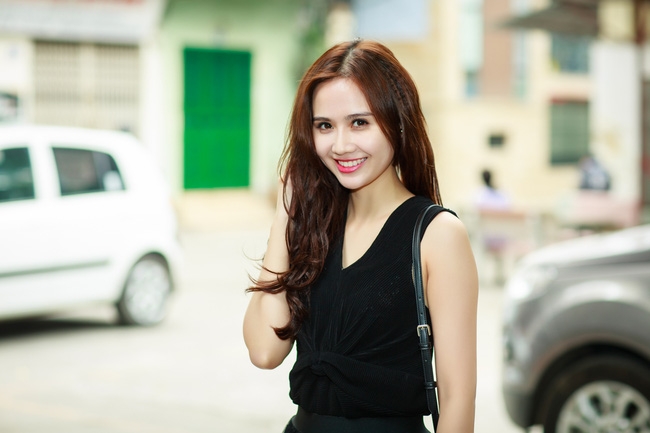 Hồng Quế lần đầu đưa con gái đi event - Ảnh 8.