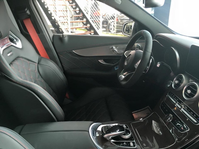 Cường Đô-la tậu hàng độc Mercedes-AMG C63 S Edition 1 - Ảnh 4.