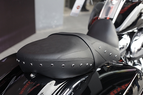 chi-tiet-harley-davidson-road-king-2017-9