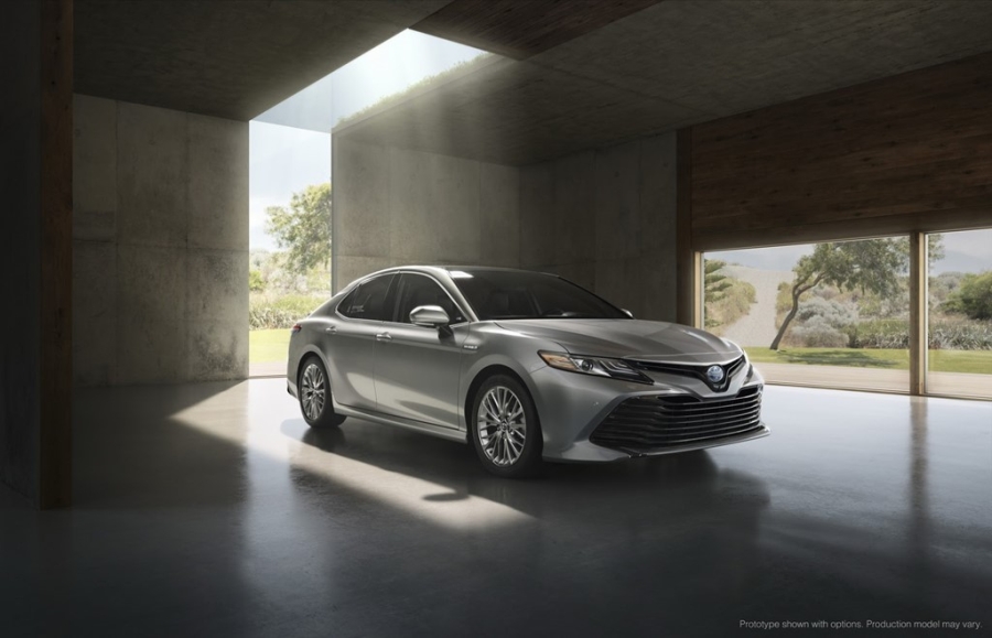 Anh thuc te Toyota Camry 2018 hinh anh 2