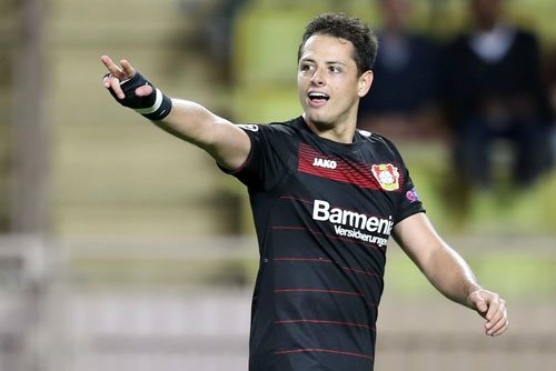 “chot ha” vu chicharito sang chelsea hinh anh 1