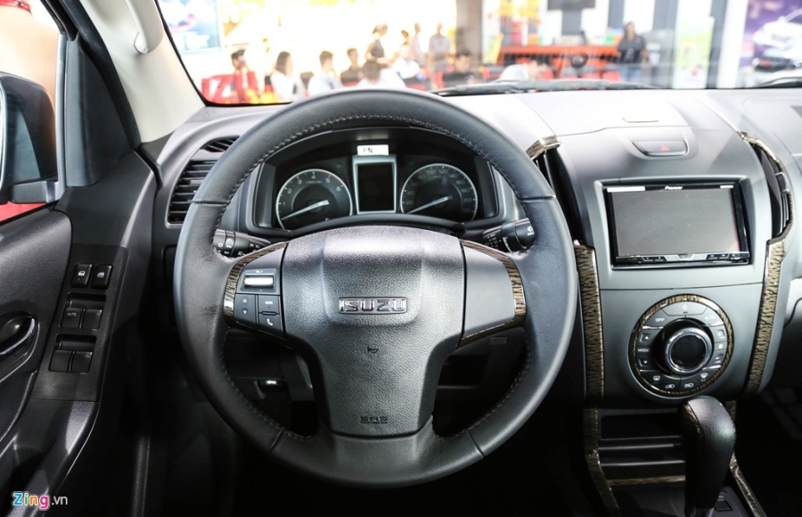 Isuzu D-max 2017 ra mat tai Viet Nam, gia cao nhat 840 trieu hinh anh 12