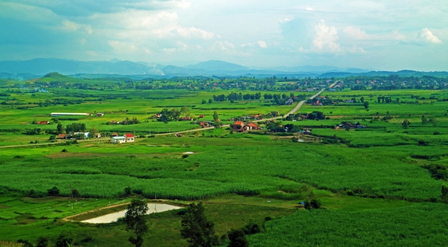 Cung duong xuyen Viet dep me ly, rat it dau chan phuot thu hinh anh 4
