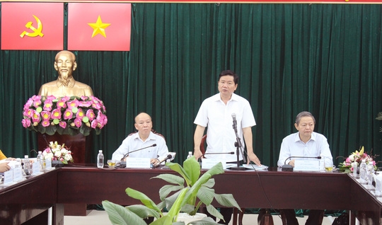 Bí thư Thành ủy Đinh La Thăng làm việc với UBND huyện Bình Chánh 