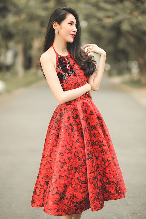 thuy-tien-khoe-vong-eo-nho-nhan-6