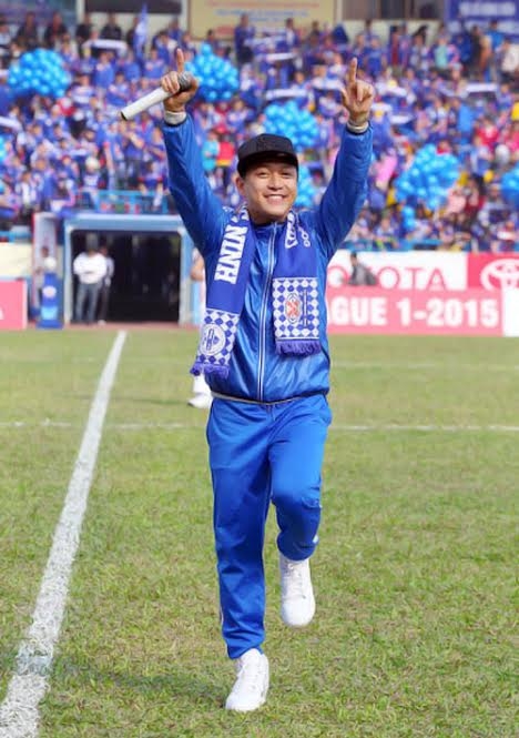 Ăn ở hạng sang, đội bóng Công Vinh bị Tuấn Hưng trù ẻo